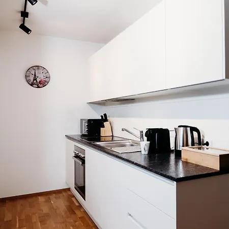Free Parking, Nespresso, Netflix Wels